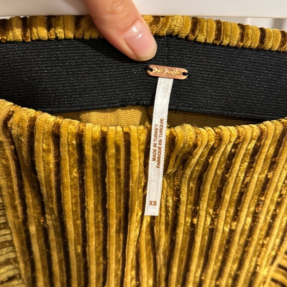 Free People Velvet Pull On Flare - Picture 4 of 4